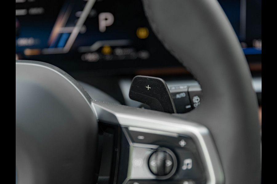 BMW 5 Serie Touring 530e M-Sport Pro - Pano - Trekhaak - ACC - Head-up - Harman Kardon