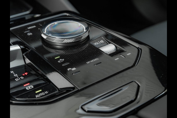 BMW 5 Serie Touring 530e M-Sport Pro - Pano - Trekhaak - ACC - Head-up - Harman Kardon