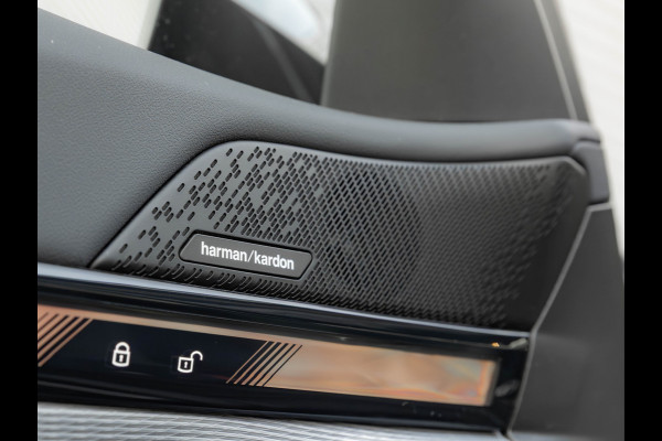 BMW 5 Serie Touring 530e M-Sport Pro - Pano - Trekhaak - ACC - Head-up - Harman Kardon