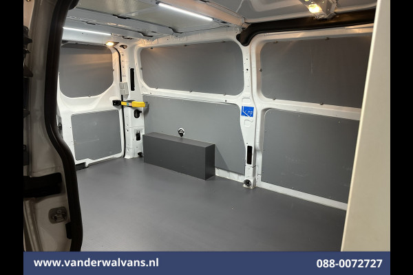 Ford Transit Custom 2.0 TDCI 130pk L2H1 Euro6 Airco | Camera | 2800kg Trekhaak | LED | Android Auto Cruisecontrol, Verwarmde voorruit, Stoelverwarming, Parkeersensoren, Bijrijdersbank