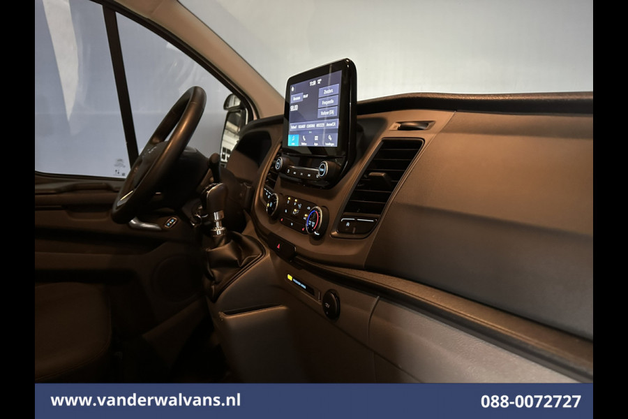 Ford Transit Custom 2.0 TDCI 130pk L2H1 Euro6 Airco | Camera | 2800kg Trekhaak | LED | Android Auto Cruisecontrol, Verwarmde voorruit, Stoelverwarming, Parkeersensoren, Bijrijdersbank