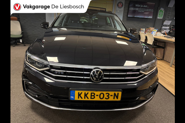 Volkswagen Passat Variant 1.4 TSI PHEV GTE Business / Leder / Panorama-dak / head-up / 360camera