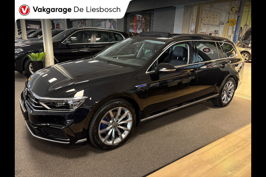 Volkswagen Passat Variant 1.4 TSI PHEV GTE Business / Leder / Panorama-dak / head-up / 360camera
