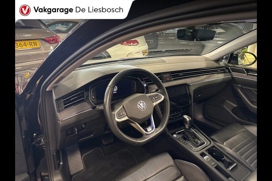 Volkswagen Passat Variant 1.4 TSI PHEV GTE Business / Leder / Panorama-dak / head-up / 360camera
