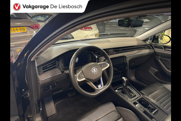 Volkswagen Passat Variant 1.4 TSI PHEV GTE Business / Leder / Panorama-dak / head-up / 360camera