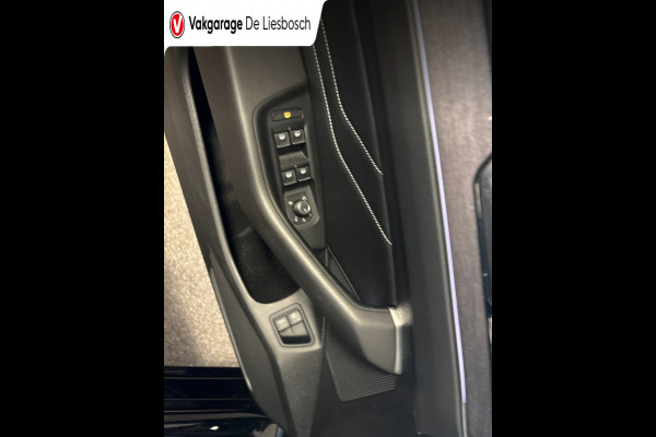 Volkswagen Passat Variant 1.4 TSI PHEV GTE Business / Leder / Panorama-dak / head-up / 360camera