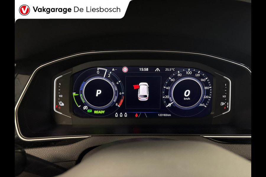 Volkswagen Passat Variant 1.4 TSI PHEV GTE Business / Leder / Panorama-dak / head-up / 360camera