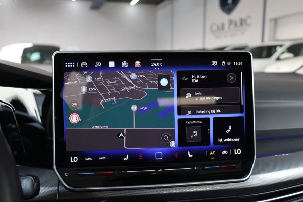 Volkswagen Golf 1.5 eTSI R-Line Edition LED/VIRTUAL/SFEER/PANO/ALCANTARA+S.VERWARMING+MEMORY/19" LMV/ACC/ECC/12 MND GARANTIE!
