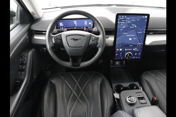 Ford Mustang Mach-E RWD 75 kWh | SOH 92,7% | Leder | Stoelverwarming | 360 Camera | Adaptive cruise | Carplay | B&O Sound | Navigatie | Park Assist | Keyless | Full LED | Side Assist | Climate control