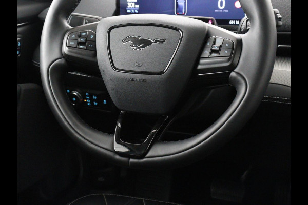 Ford Mustang Mach-E RWD 75 kWh | SOH 92,7% | Leder | Stoelverwarming | 360 Camera | Adaptive cruise | Carplay | B&O Sound | Navigatie | Park Assist | Keyless | Full LED | Side Assist | Climate control