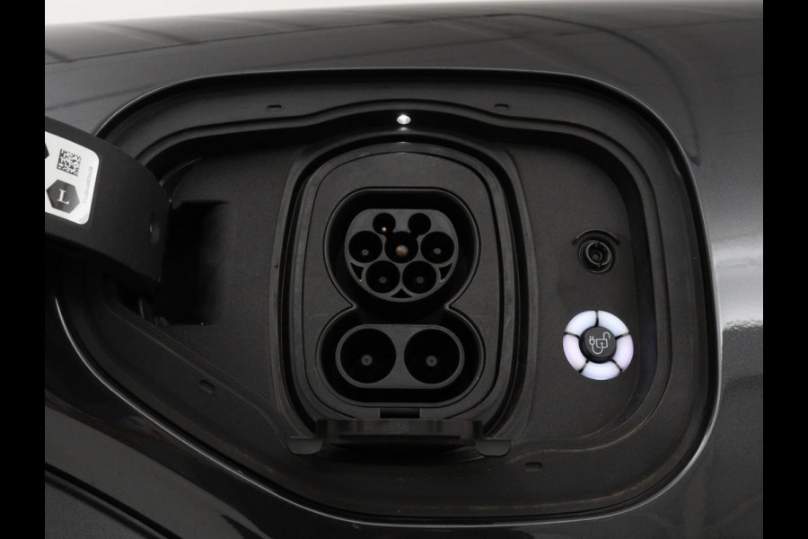 Ford Mustang Mach-E RWD 75 kWh | SOH 92,7% | Leder | Stoelverwarming | 360 Camera | Adaptive cruise | Carplay | B&O Sound | Navigatie | Park Assist | Keyless | Full LED | Side Assist | Climate control