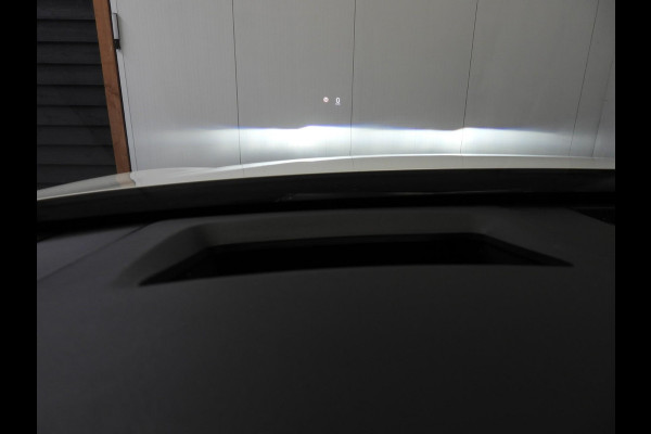 Mazda CX-30 2.0 e-SkyActiv-X M Hybrid NAVI/TREKH./ADAPT.CRUISE/LED/16"LMV!