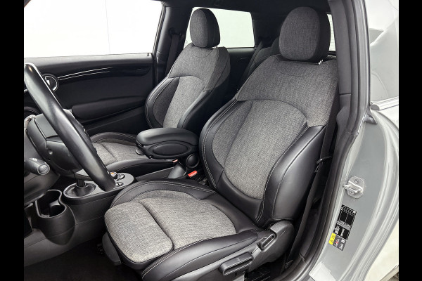 MINI Cooper SE Electric Yours 33 kWh (Dealer Onderh, Camera, Navi, StoelV, PDC, Climate Con, Etc)
