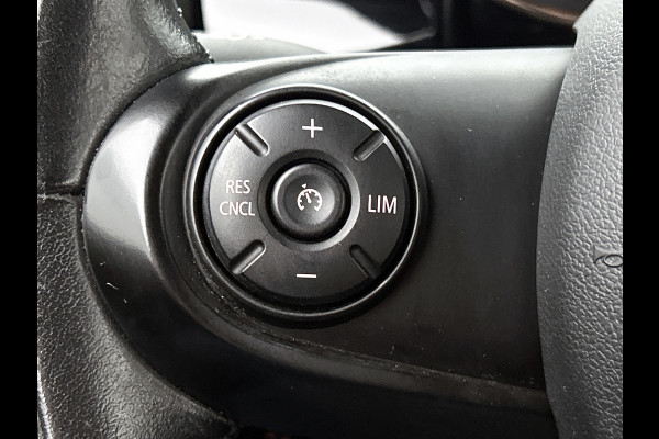 MINI Cooper SE Electric Yours 33 kWh (Dealer Onderh, Camera, Navi, StoelV, PDC, Climate Con, Etc)