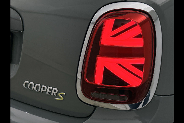 MINI Cooper SE Electric Yours 33 kWh (Dealer Onderh, Camera, Navi, StoelV, PDC, Climate Con, Etc)