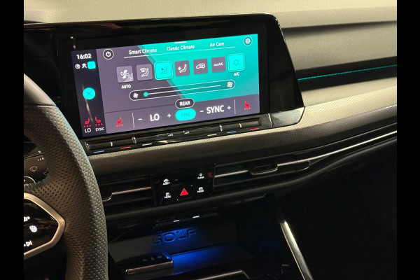 Volkswagen Golf 2.0 TDI GTD |Sfeerverlichting | Stuur/Stoelverwarming | Pano | Camera | Carplay