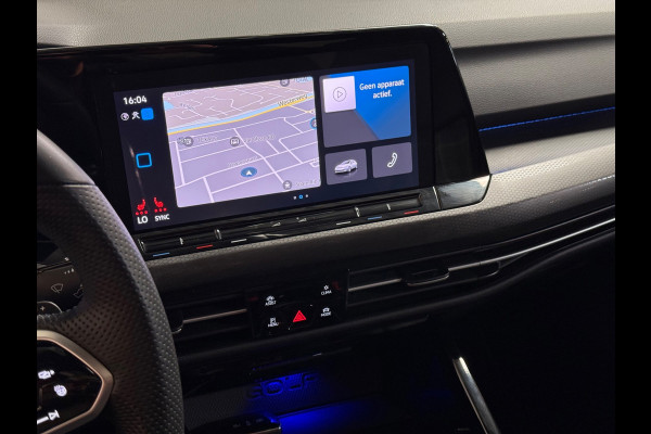 Volkswagen Golf 2.0 TDI GTD |Sfeerverlichting | Stuur/Stoelverwarming | Pano | Camera | Carplay