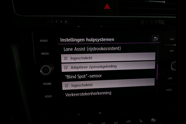 Volkswagen Golf 2.0 TSI GTI TCR Pano|Sterrenhemel|Camera|ACC