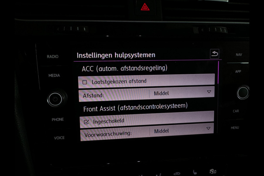 Volkswagen Golf 2.0 TSI GTI TCR Pano|Sterrenhemel|Camera|ACC