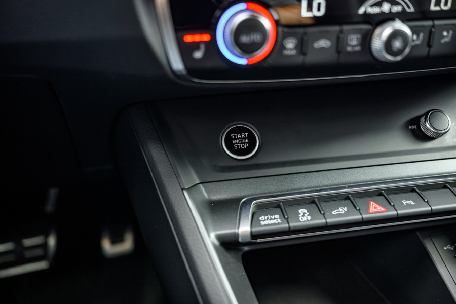 Audi Q3 Sportback 45 TFSI e S Edition /Pano/Keyless/Carplay/Sfeer