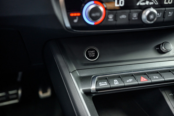 Audi Q3 Sportback 45 TFSI e S Edition /Pano/Keyless/Carplay/Sfeer