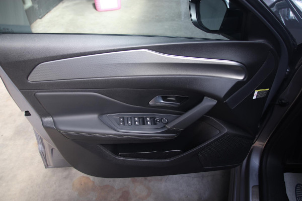 Peugeot 308 SW 1.2 PureTech GT PANO-VIRTUAL 3D-KEYLESS-LED-ACC