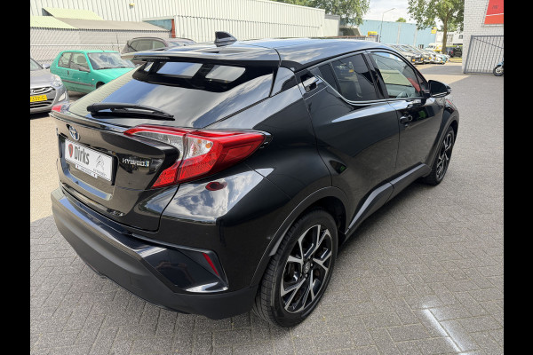 Toyota C-HR 1.8 Hybrid Business Intro (Trekhaak - Camera - Stoelverwarming - Keyless Entry - 18"incl 4S - Adaptieve Cruise Controle - Automa