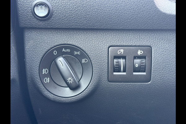 Volkswagen E-Caddy 37kWh 113PK L2H1 Elektrisch Caddy ABT 37,3kWh 159km WLTP Trekhaak Snelladen Airco Stoelverwarming Carplay Parkeersensoren