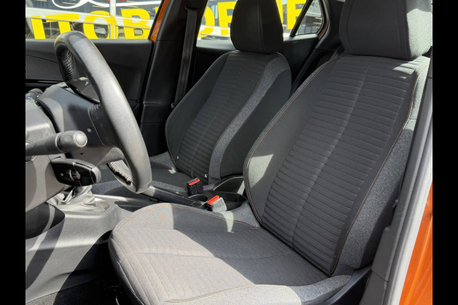 Peugeot 2008 1.2 PureTech Active Pack 107.000 KM - Apple CarPlay / Navigatie I Airco I LED I Sport velgen I Dealer onderhouden