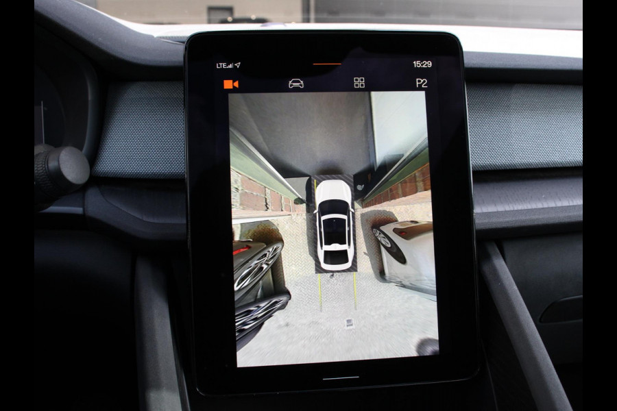 Polestar 2 Standard Range Single Motor 63kWh Climate control Cruise control Panorama dak Parkeersensoren + Camera Trekhaak Voorstoelen verwarmd Apple Carplay/ Android Auto