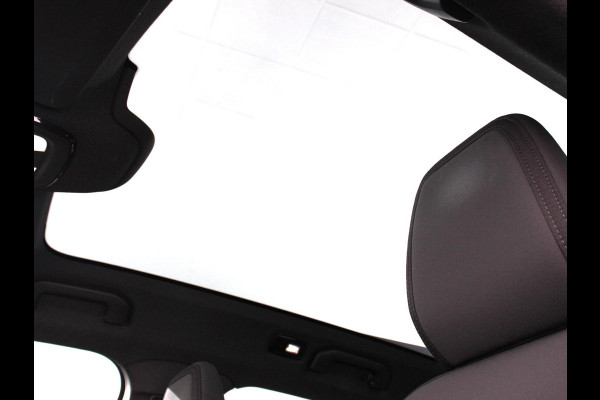 Polestar 2 Standard Range Single Motor 63kWh Climate control Cruise control Panorama dak Parkeersensoren + Camera Trekhaak Voorstoelen verwarmd Apple Carplay/ Android Auto
