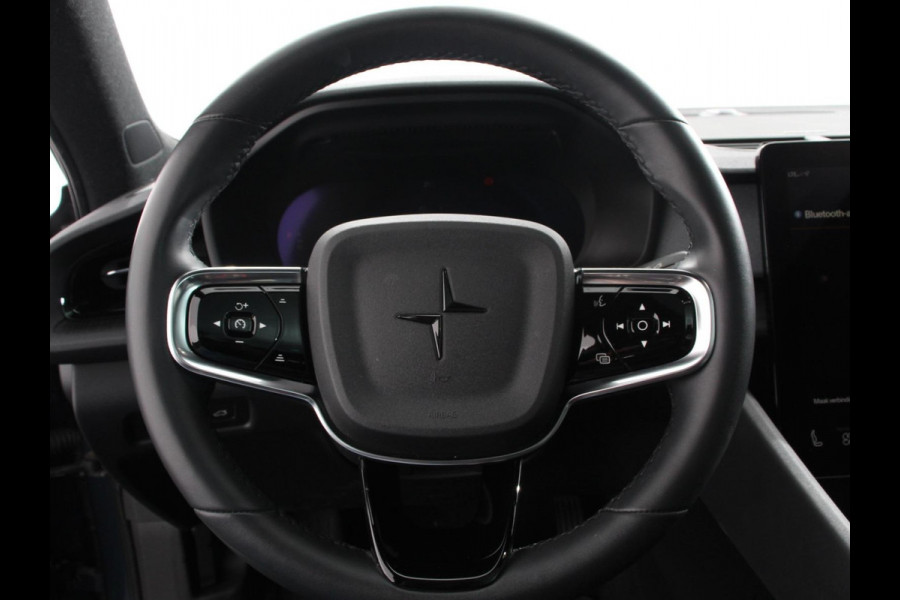 Polestar 2 Standard Range Single Motor 63kWh Climate control Cruise control Panorama dak Parkeersensoren + Camera Trekhaak Voorstoelen verwarmd Apple Carplay/ Android Auto