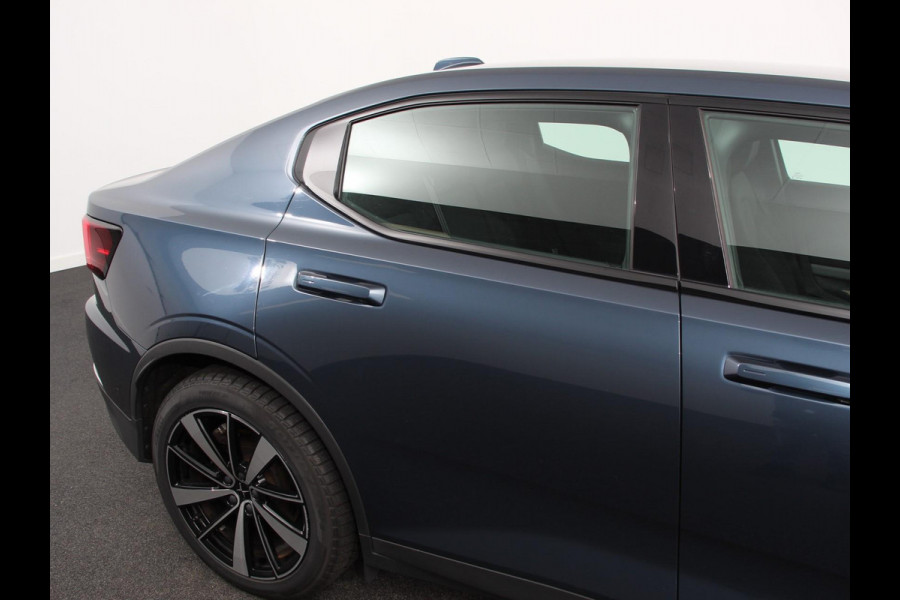 Polestar 2 Standard Range Single Motor 63kWh Climate control Cruise control Panorama dak Parkeersensoren + Camera Trekhaak Voorstoelen verwarmd Apple Carplay/ Android Auto