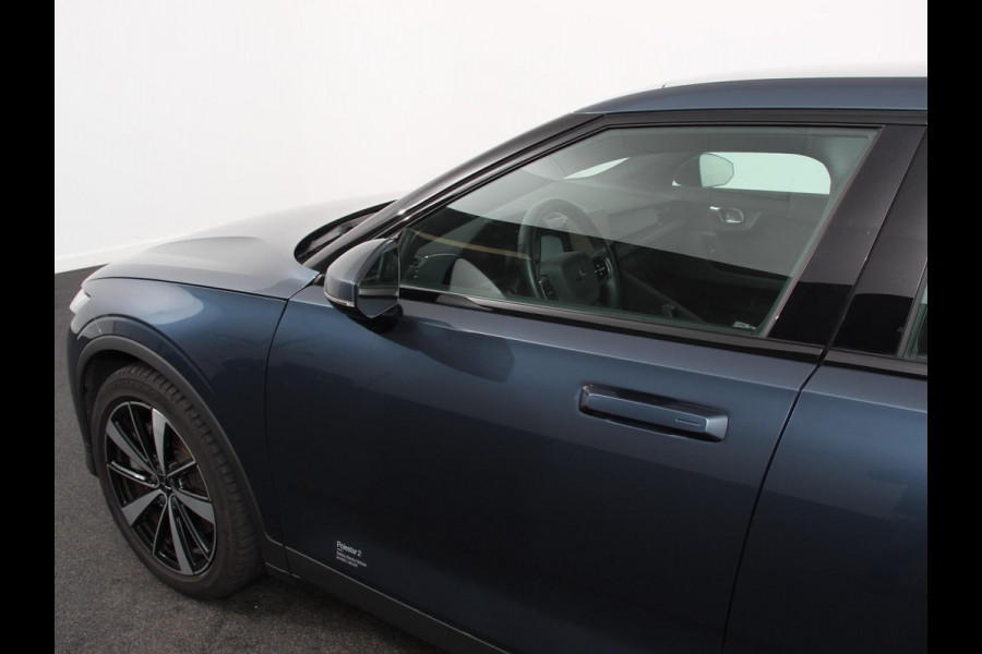 Polestar 2 Standard Range Single Motor 63kWh Climate control Cruise control Panorama dak Parkeersensoren + Camera Trekhaak Voorstoelen verwarmd Apple Carplay/ Android Auto