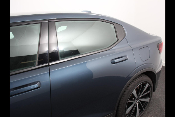 Polestar 2 Standard Range Single Motor 63kWh Climate control Cruise control Panorama dak Parkeersensoren + Camera Trekhaak Voorstoelen verwarmd Apple Carplay/ Android Auto