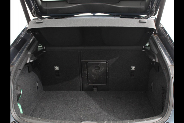 Polestar 2 Standard Range Single Motor 63kWh Climate control Cruise control Panorama dak Parkeersensoren + Camera Trekhaak Voorstoelen verwarmd Apple Carplay/ Android Auto