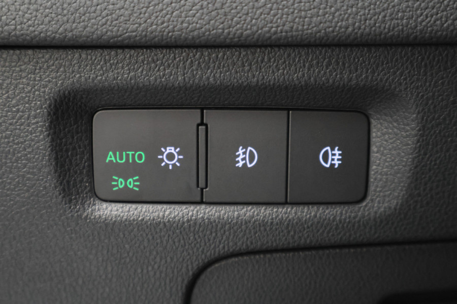 Škoda Octavia Combi 1.0 TSI Business Edition Virtual Cockpit, Cruise,  Apple Carplay, Sfeerverlichting, LED, DAB, PDC, 16''