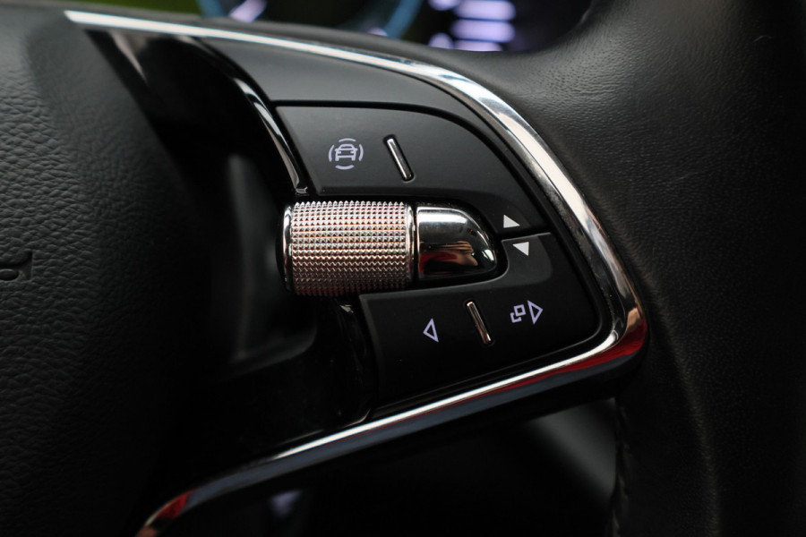Škoda Octavia Combi 1.0 TSI Business Edition Virtual Cockpit, Cruise,  Apple Carplay, Sfeerverlichting, LED, DAB, PDC, 16''