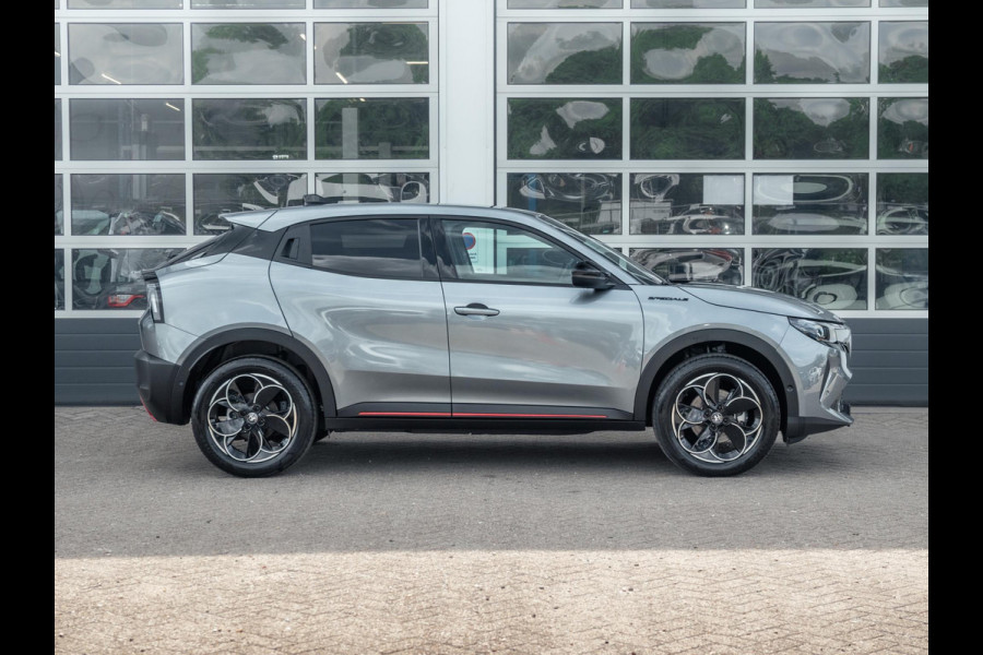 Alfa Romeo junior Elettrica Speciale 54 kWh | Techno Pack | Warmtepomp | Verwarmbare Voorruit | Arese Silver