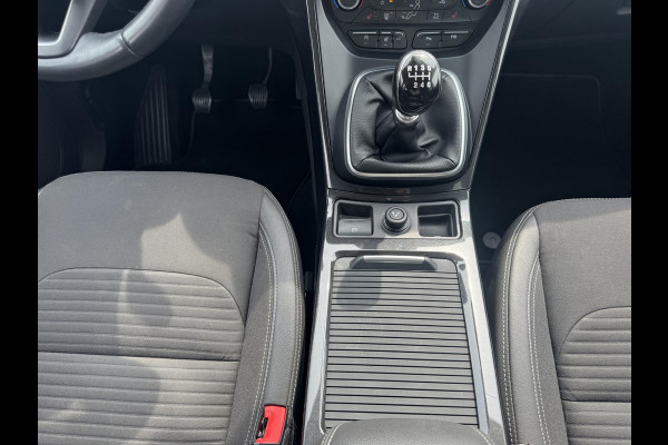 Ford Kuga 1.5 EcoBoost Titanium 150pk Trekhaak | Elektrische Achterklep | Stoel, stuur en Voorruit verwarming | Achteruitrijcamera | 2.000kg Trekgewicht