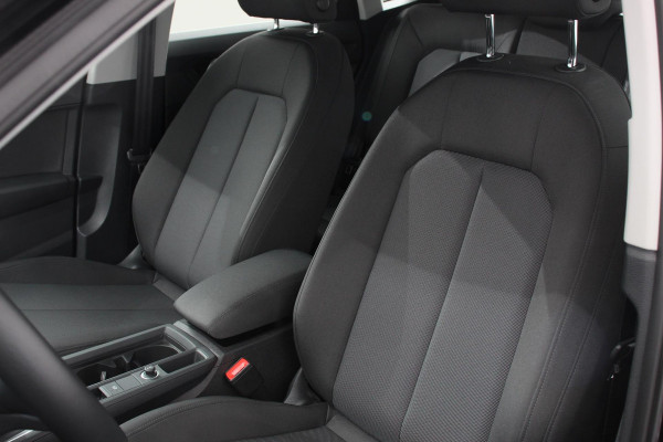 Audi Q3 Sportback 35 TFSI 150pk S-tronic Prestige Navigatie Apple Carplay/Android Auto Parkeersensoren Adaptieve Cruise Control Stoelverwarming Ledverlichting Virtual Cockpit Climate Control