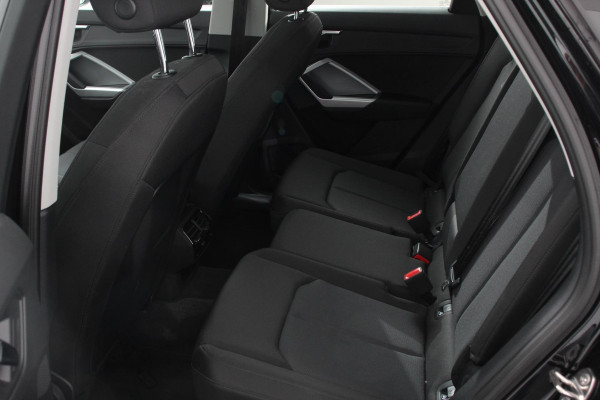Audi Q3 Sportback 35 TFSI 150pk S-tronic Prestige Navigatie Apple Carplay/Android Auto Parkeersensoren Adaptieve Cruise Control Stoelverwarming Ledverlichting Virtual Cockpit Climate Control