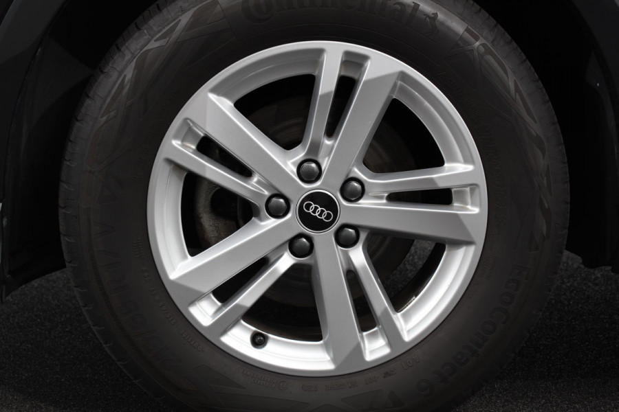 Audi Q3 Sportback 35 TFSI 150pk S-tronic Prestige Navigatie Apple Carplay/Android Auto Parkeersensoren Adaptieve Cruise Control Stoelverwarming Ledverlichting Virtual Cockpit Climate Control