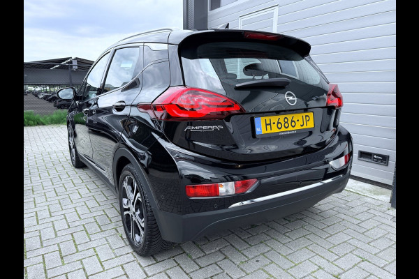 Opel Ampera-E Business Executive 60 kWh - Apple CarPlay / Android Auto - Lederen Bekleding - Stuur-/Stoelverwarming - Xenon