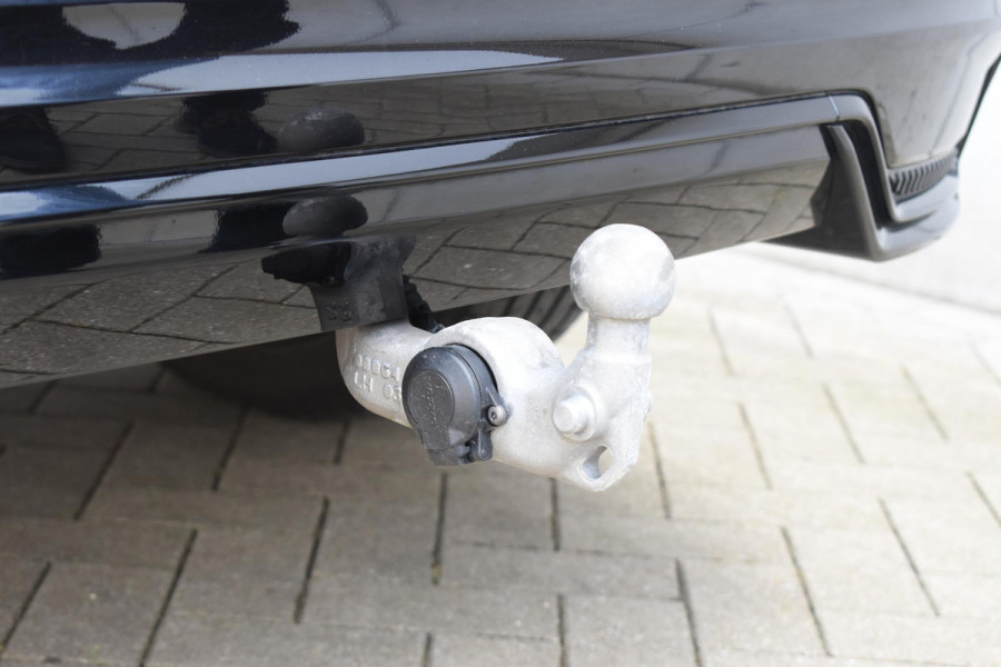 Volvo XC60 T6 Plug-in hybrid AWD Ultra Dark