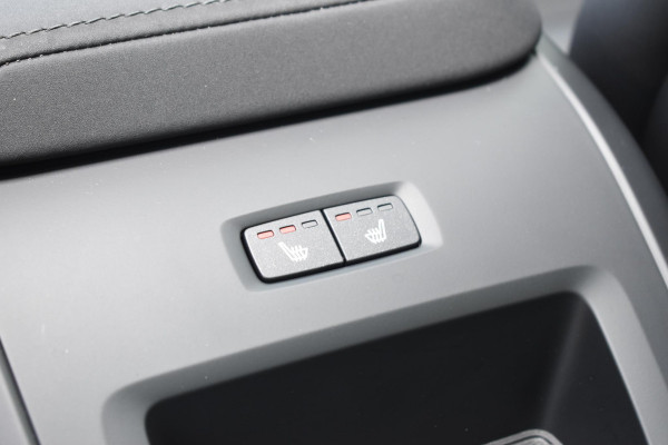 Volvo XC60 T6 Plug-in hybrid AWD Ultra Dark