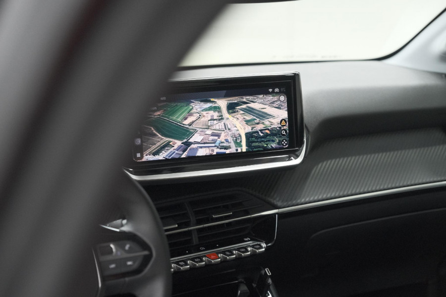 Peugeot 208 Puretech 100 Allure | Camera | Navigatie | Parkeersensoren | Apple Carplay