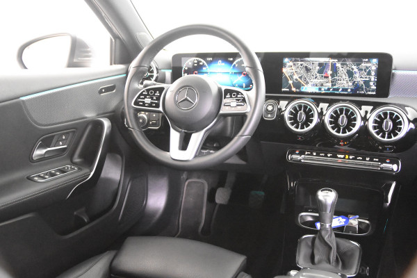 Mercedes-Benz A-Klasse 180 d *1ste Eigenaar*Leer*Panoramadak*Ambiente*