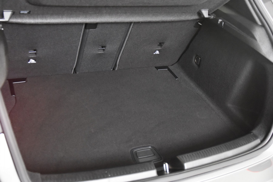 Mercedes-Benz A-Klasse 180 d *1ste Eigenaar*Leer*Panoramadak*Ambiente*