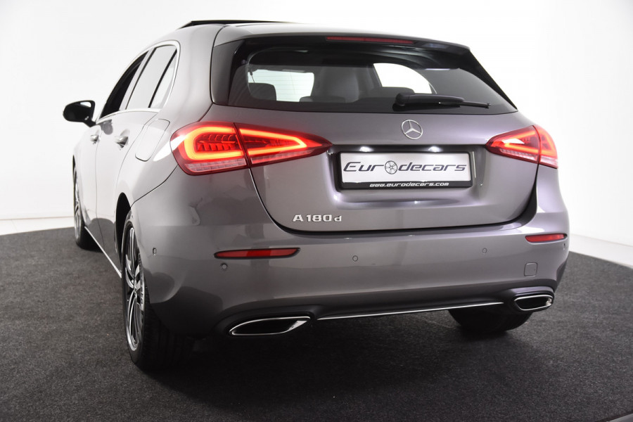 Mercedes-Benz A-Klasse 180 d *1ste Eigenaar*Leer*Panoramadak*Ambiente*